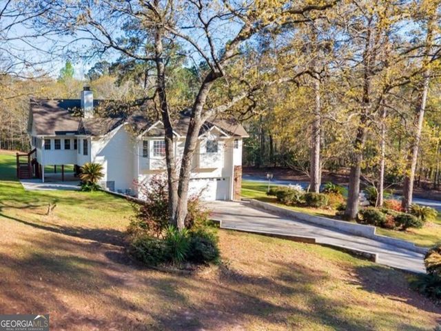 111 Red Oak Glen, Centerville, GA 31028