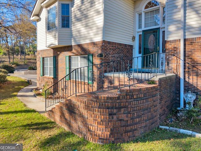 111 Red Oak Glen, Centerville, GA 31028