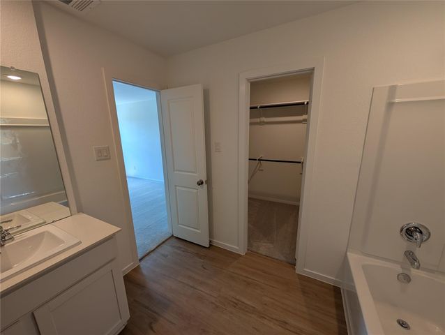 3139 Savannah Rose Drive, Angleton, TX 77515
