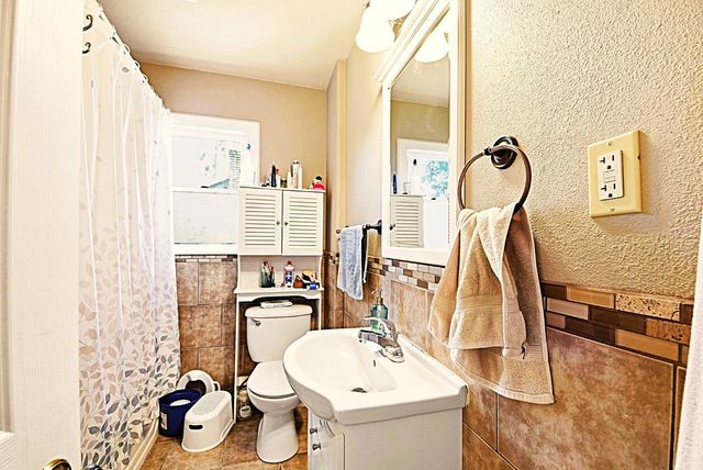 106 Summit St, Auburn, CA 95603