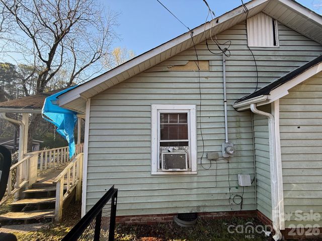 624 Blue Street, Troy, NC 27371