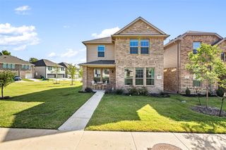 4812 Sparkling Pathway, Haltom City, TX 76117