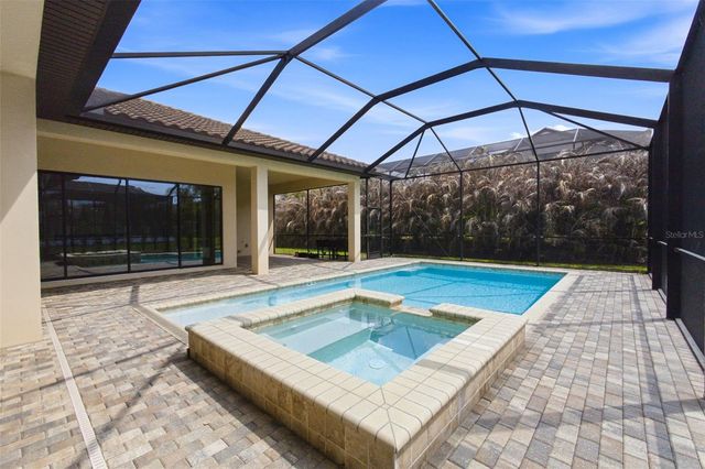 14907 TAVARES MILL AVENUE, Lithia, FL 33547