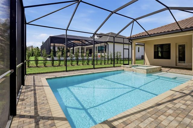 14907 TAVARES MILL AVENUE, Lithia, FL 33547