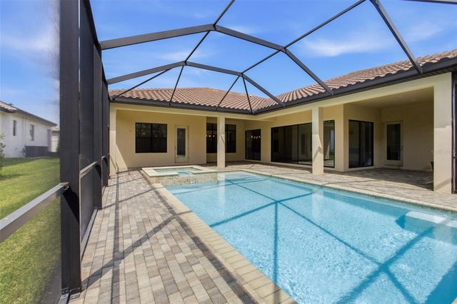 14907 TAVARES MILL AVENUE, Lithia, FL 33547