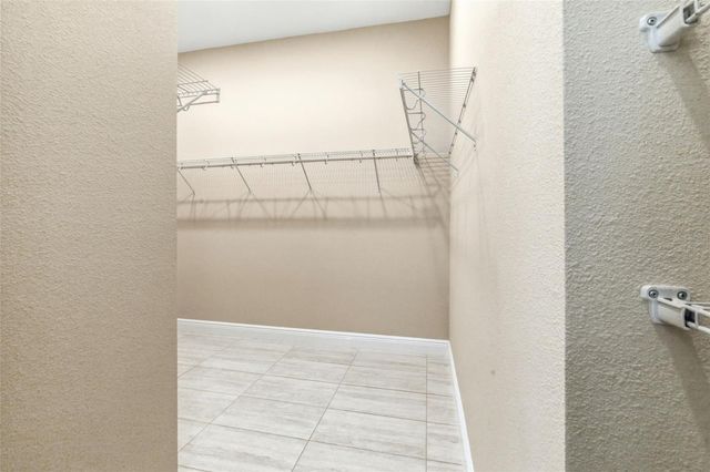 14907 TAVARES MILL AVENUE, Lithia, FL 33547