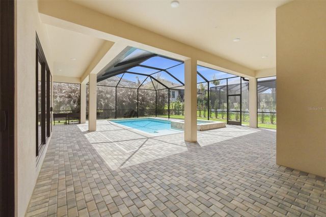 14907 TAVARES MILL AVENUE, Lithia, FL 33547