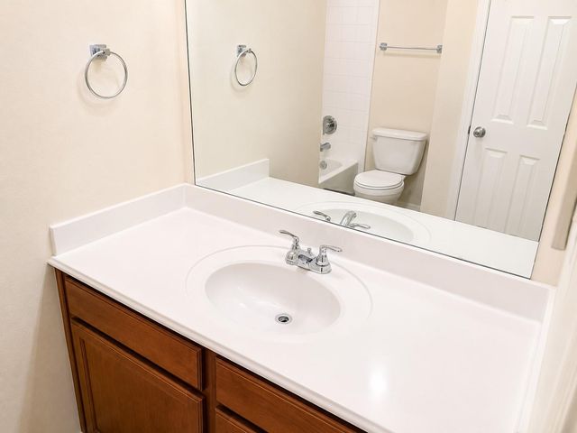 110 Rodeo Drive, Manvel, TX 77578
