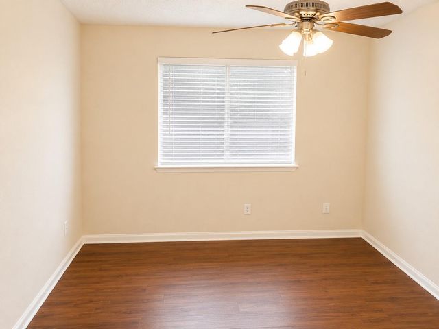 110 Rodeo Drive, Manvel, TX 77578