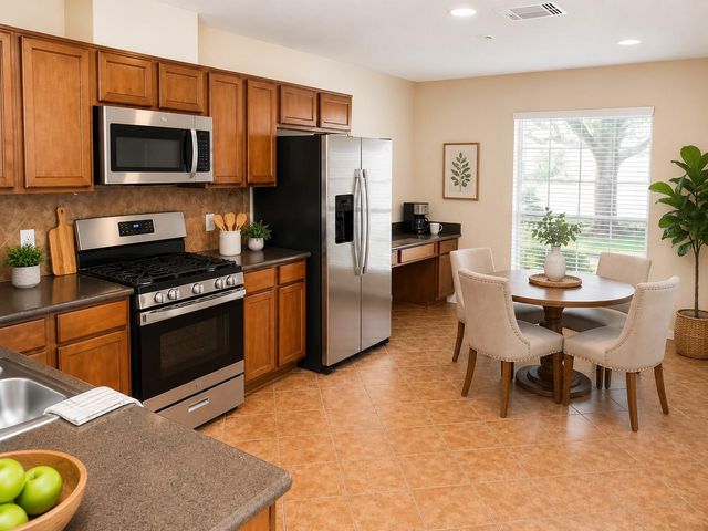 110 Rodeo Drive, Manvel, TX 77578
