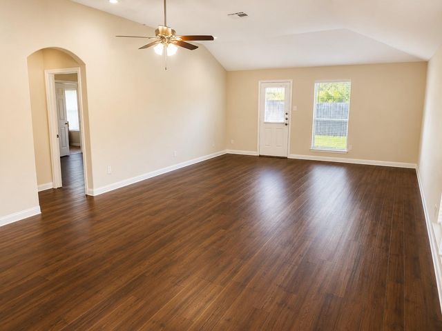110 Rodeo Drive, Manvel, TX 77578