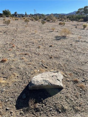 7606 Sahara, 29 Palms, CA 92277