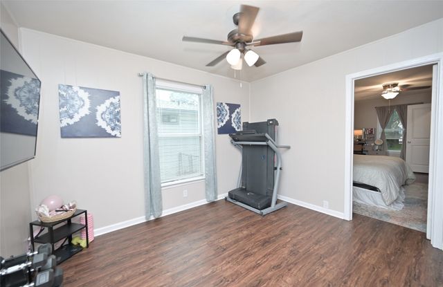 2021 Denison Street, Denton, TX 76201