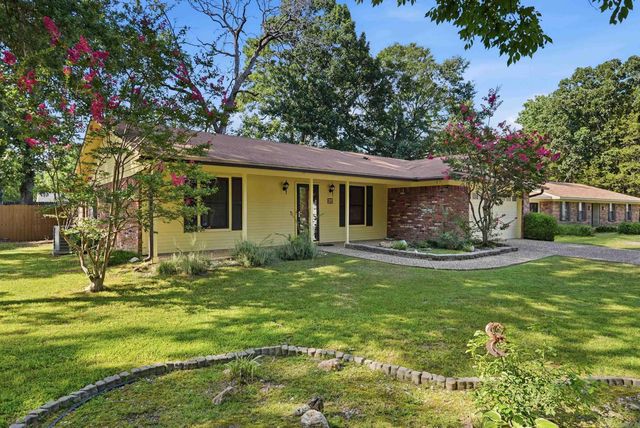 6 Orange Blossom Circle, Little Rock, AR 72210