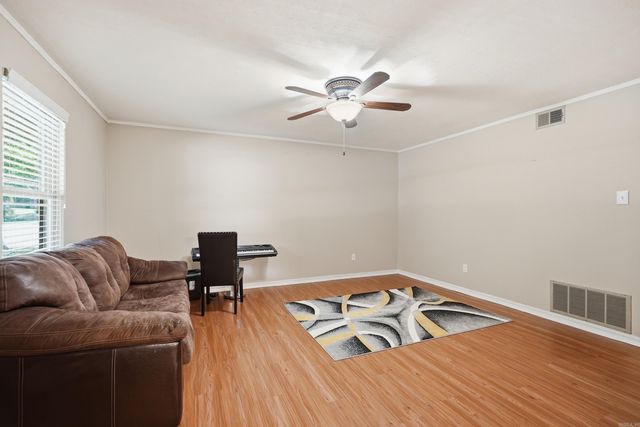 6 Orange Blossom Circle, Little Rock, AR 72210