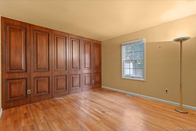 12 Gordon Avenue, Bedford, NY 10506