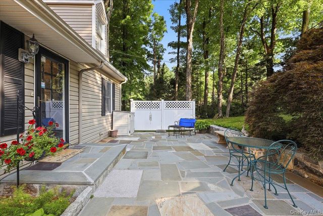 12 Gordon Avenue, Bedford, NY 10506