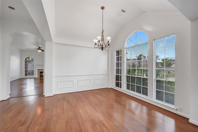 20739 Maple Village Drive, Cypress, TX 77433