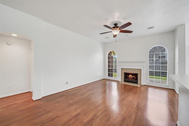 20739 Maple Village Drive, Cypress, TX 77433