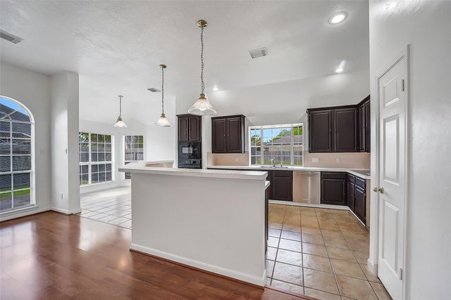 20739 Maple Village Drive, Cypress, TX 77433