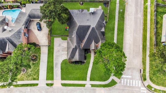 20739 Maple Village Drive, Cypress, TX 77433