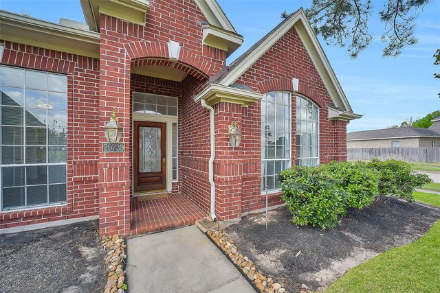 20739 Maple Village Drive, Cypress, TX 77433