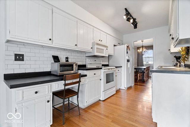 7905 Scarborough Blvd South Drive, Indianapolis, IN 46256