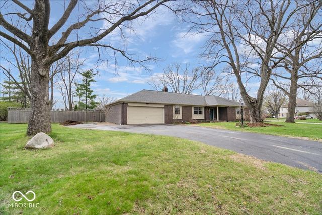 7905 Scarborough Blvd South Drive, Indianapolis, IN 46256