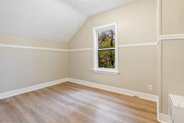14-24 C St, Northbridge, MA 01588