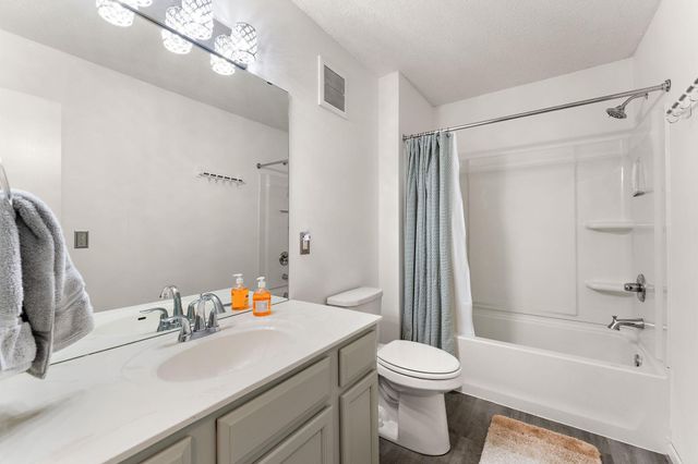 3840 Martin Court, Hastings, MN 55033