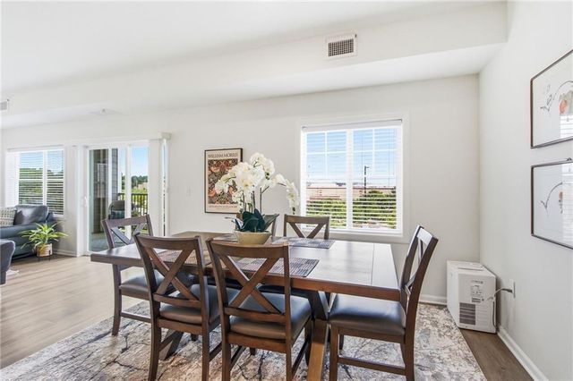 7800 W 123rd Street 116, Overland Park, KS 66213