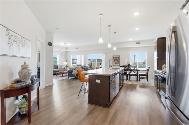 7800 W 123rd Street 116, Overland Park, KS 66213