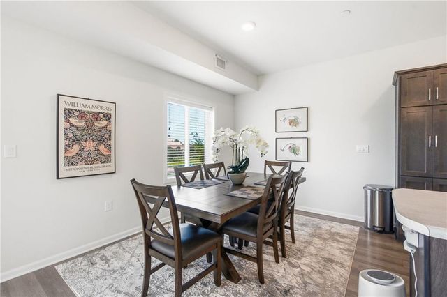 7800 W 123rd Street 116, Overland Park, KS 66213
