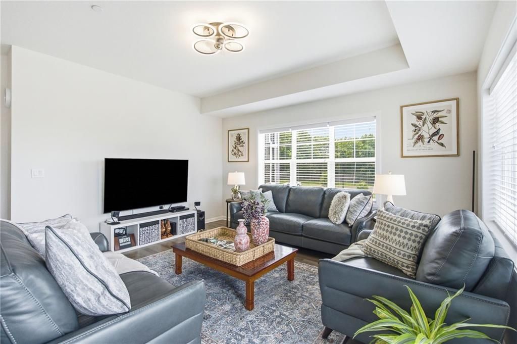 7800 W 123rd Street 116, Overland Park, KS 66213
