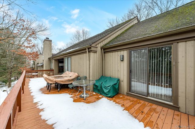 392 Heritage Hills A, Somers, NY 10589