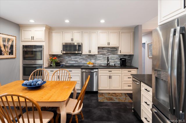 392 Heritage Hills A, Somers, NY 10589