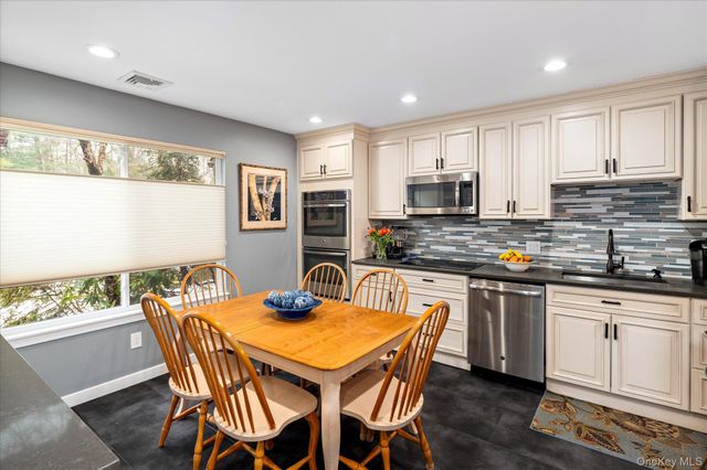 392 Heritage Hills A, Somers, NY 10589