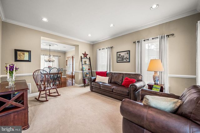 4 FAIRWIND LN, Exton, PA 19341