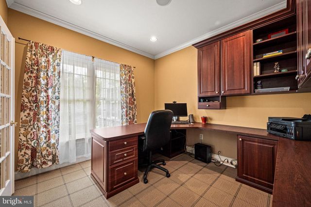 4 FAIRWIND LN, Exton, PA 19341