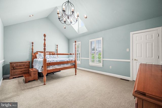 4 FAIRWIND LN, Exton, PA 19341