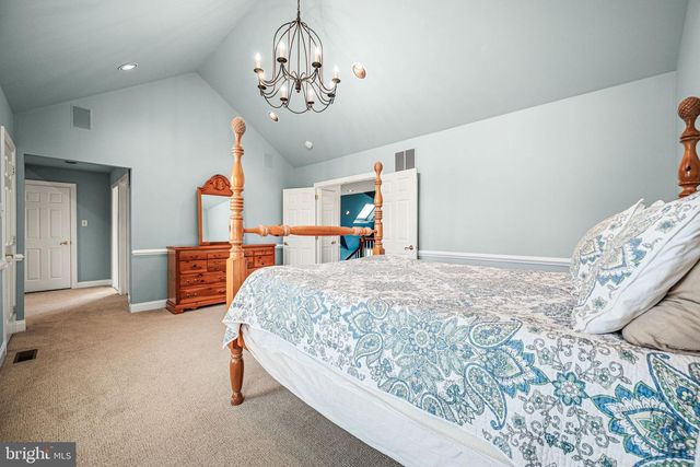 4 FAIRWIND LN, Exton, PA 19341