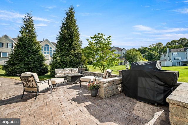 4 FAIRWIND LN, Exton, PA 19341