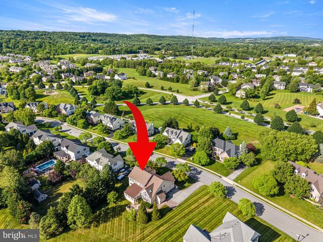 4 FAIRWIND LN, Exton, PA 19341