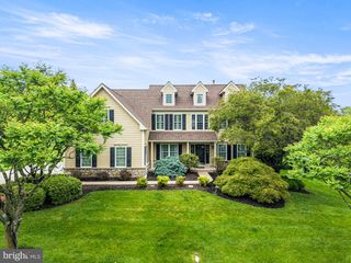 4 FAIRWIND LN, Exton, PA 19341