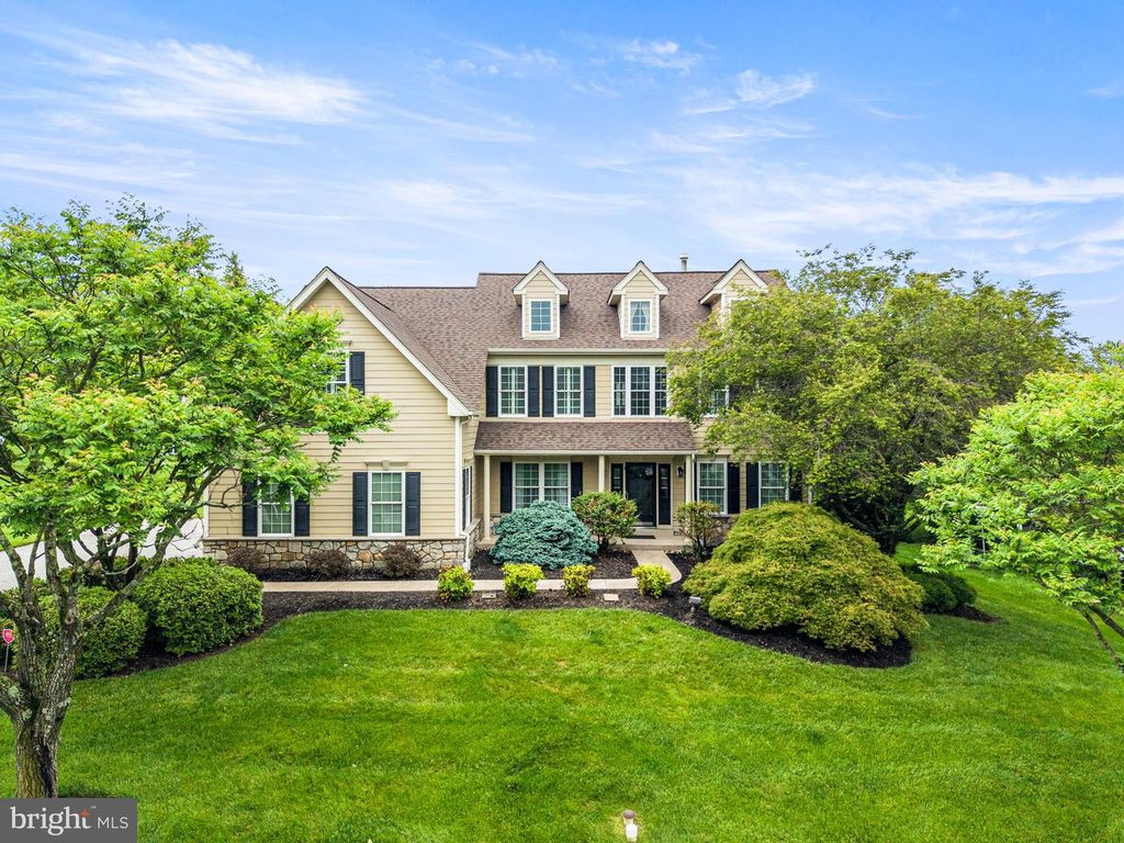 4 FAIRWIND LN, Exton, PA 19341