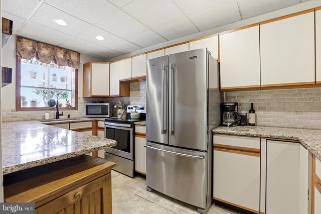 509 W WALNUT ST, Perkasie, PA 18944