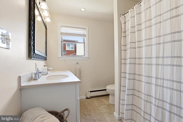 509 W WALNUT ST, Perkasie, PA 18944