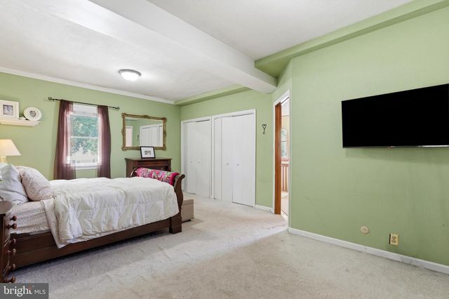509 W WALNUT ST, Perkasie, PA 18944