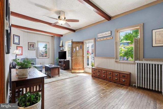 509 W WALNUT ST, Perkasie, PA 18944