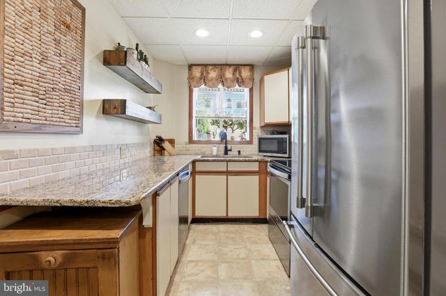 509 W WALNUT ST, Perkasie, PA 18944